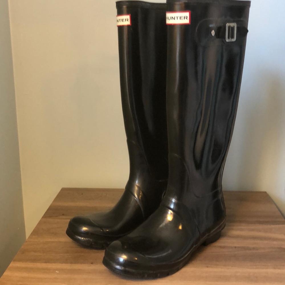 Hunter Tall Gloss Rain Boots